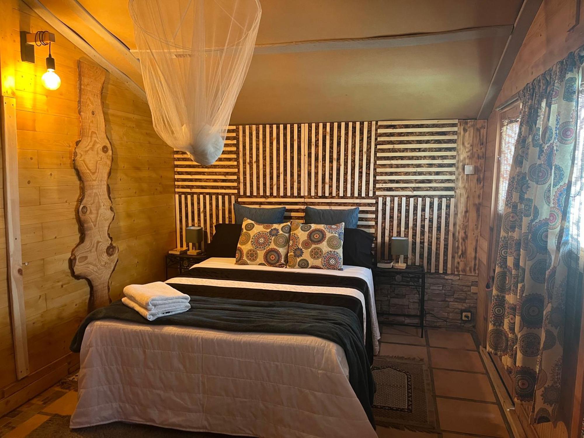 Hotel Casa Kintsugi Masquefa Esterno foto